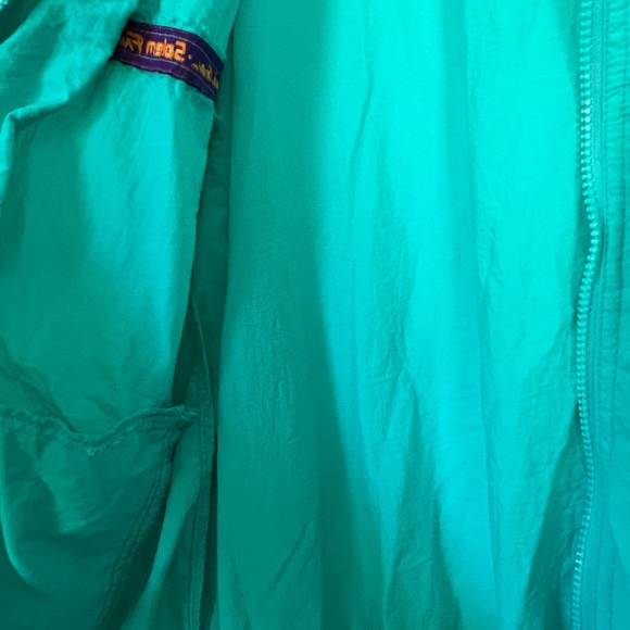 Salem Fresh Gear size large windbreaker suit. Pants and top are both large - Picture 8 of 12